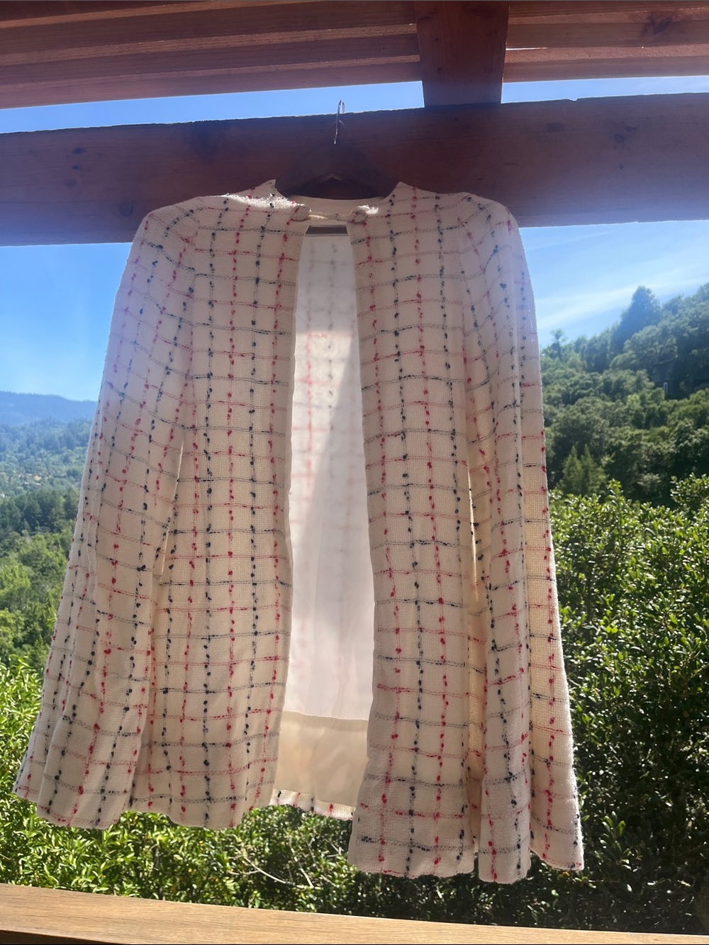 Vintage Capelet